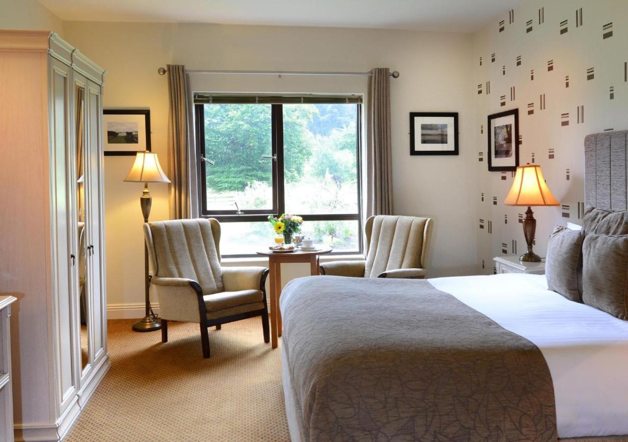 Kiltimagh Park Hotel エクステリア 写真