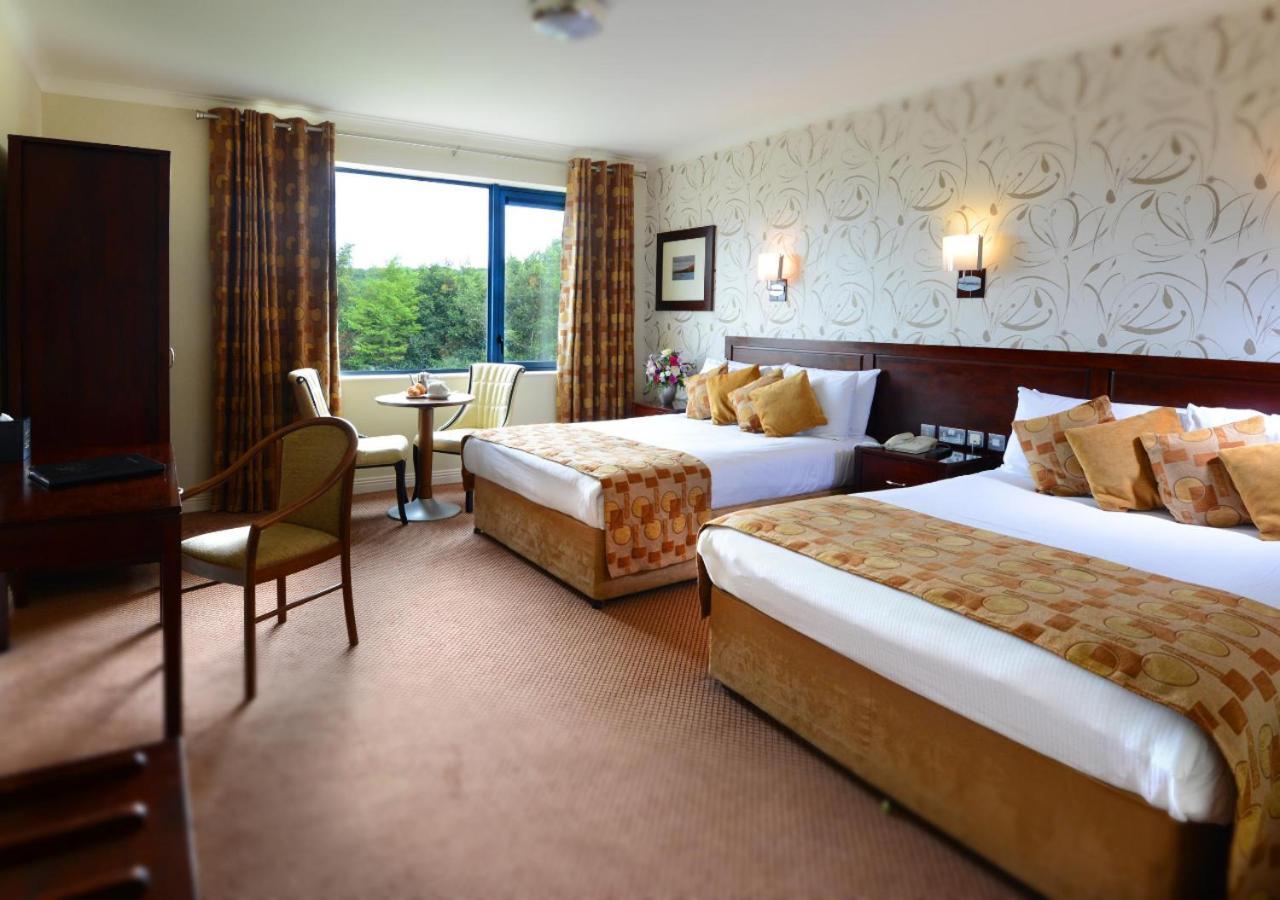 Kiltimagh Park Hotel エクステリア 写真