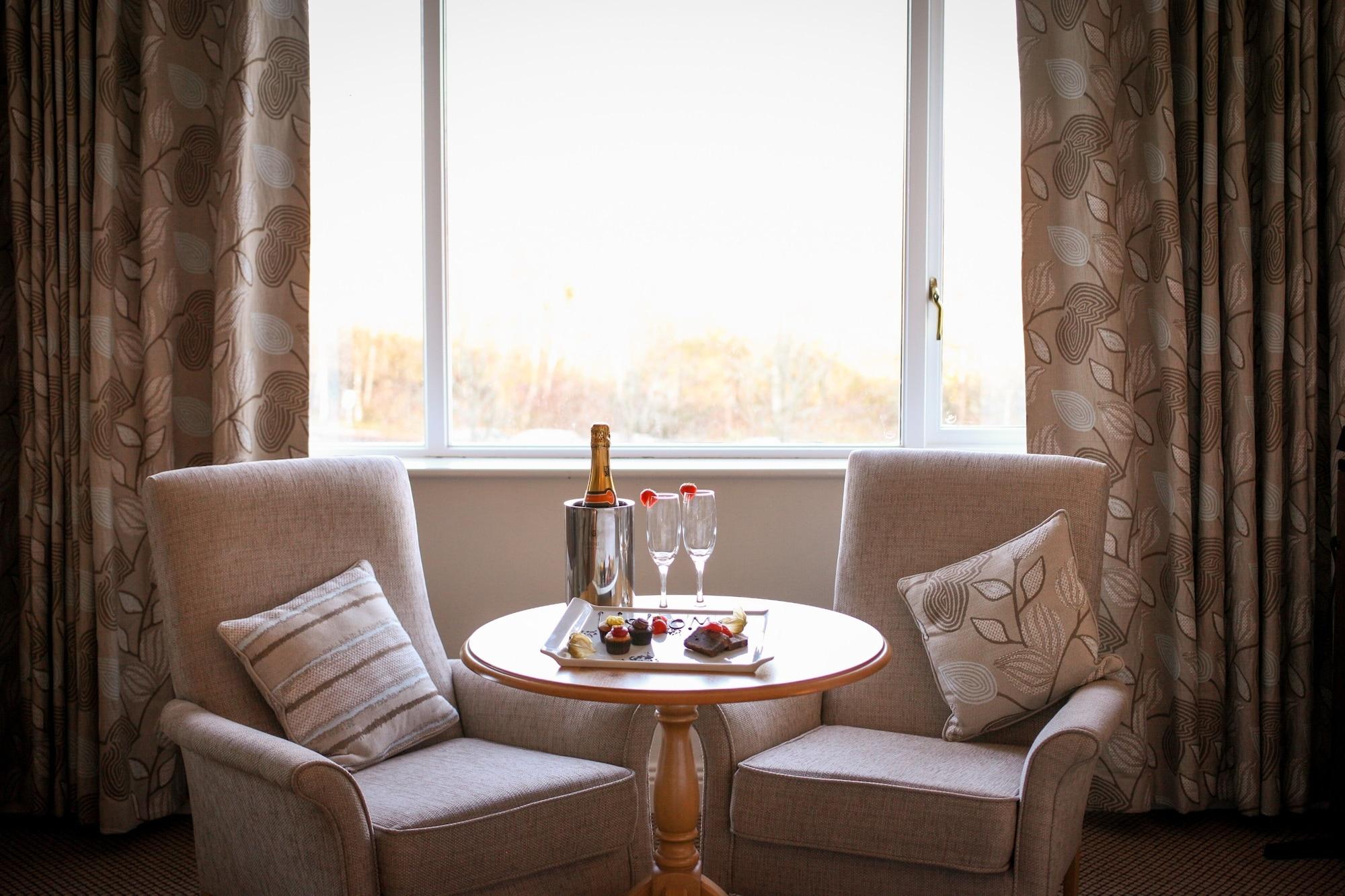 Kiltimagh Park Hotel エクステリア 写真