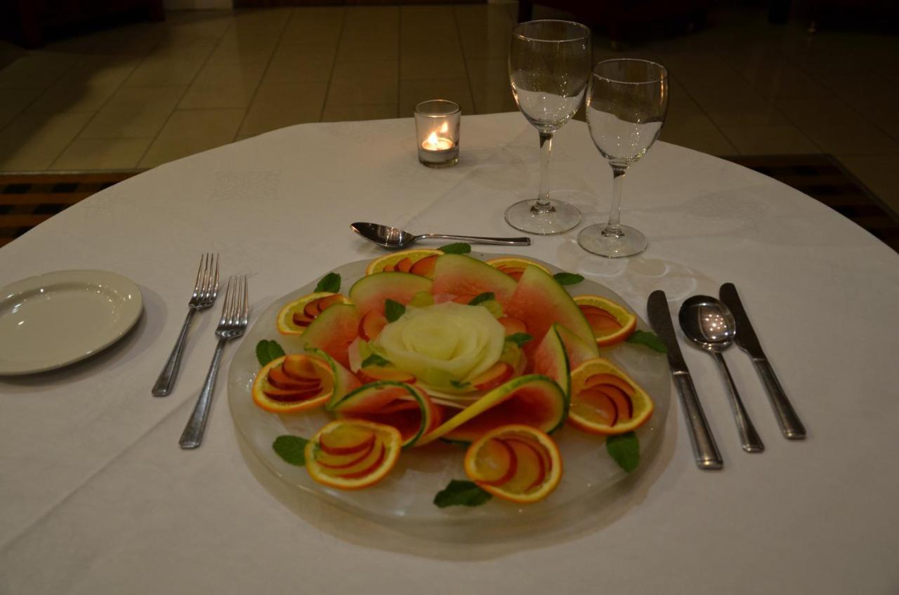Kiltimagh Park Hotel エクステリア 写真
